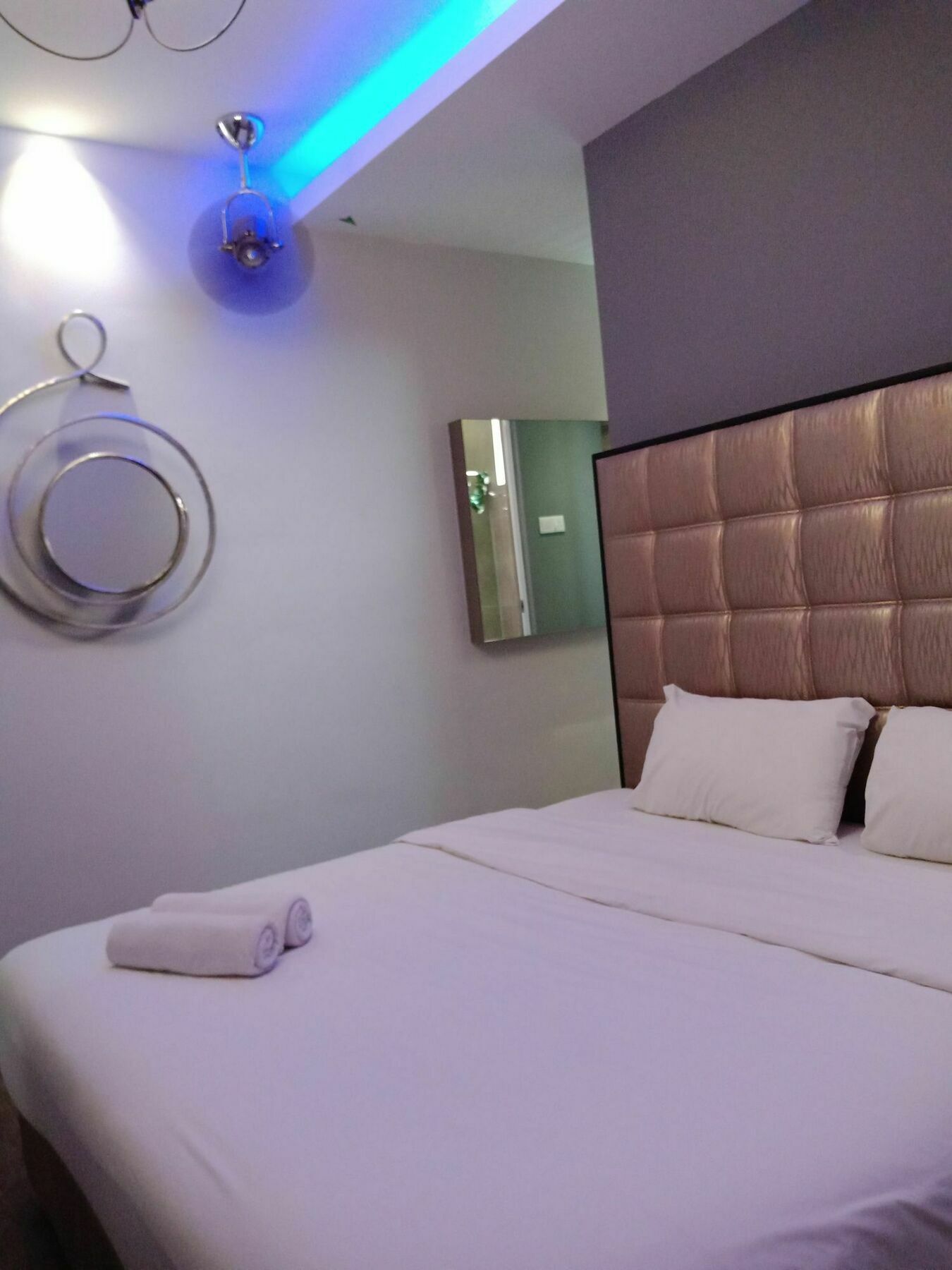Lemon 8 Boutique @ 3* Malacca