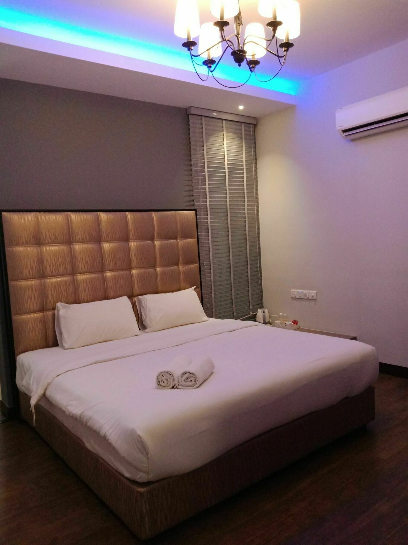 Lemon 8 Boutique @ Hotel