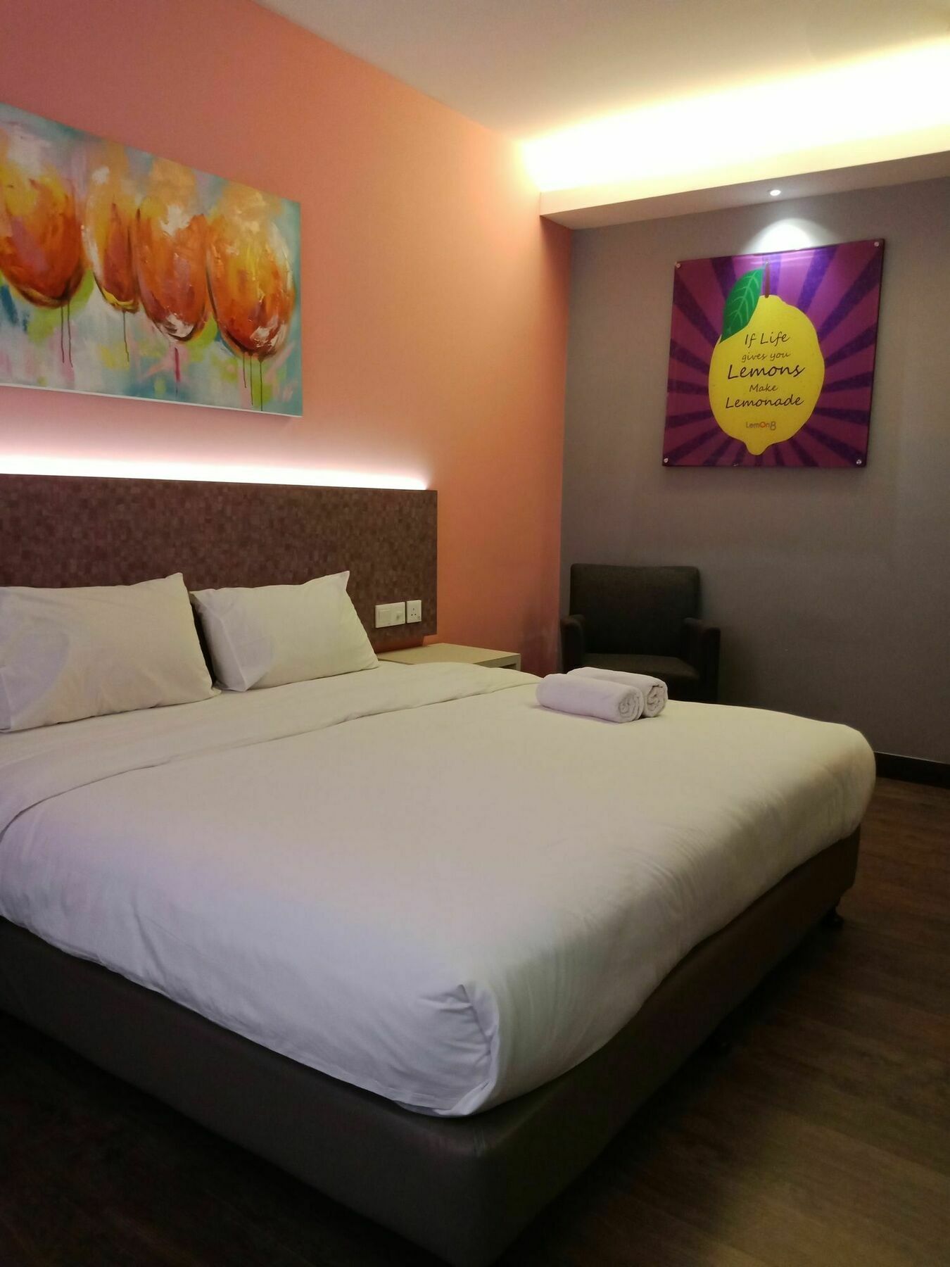 Lemon 8 Boutique @ 3* Malacca