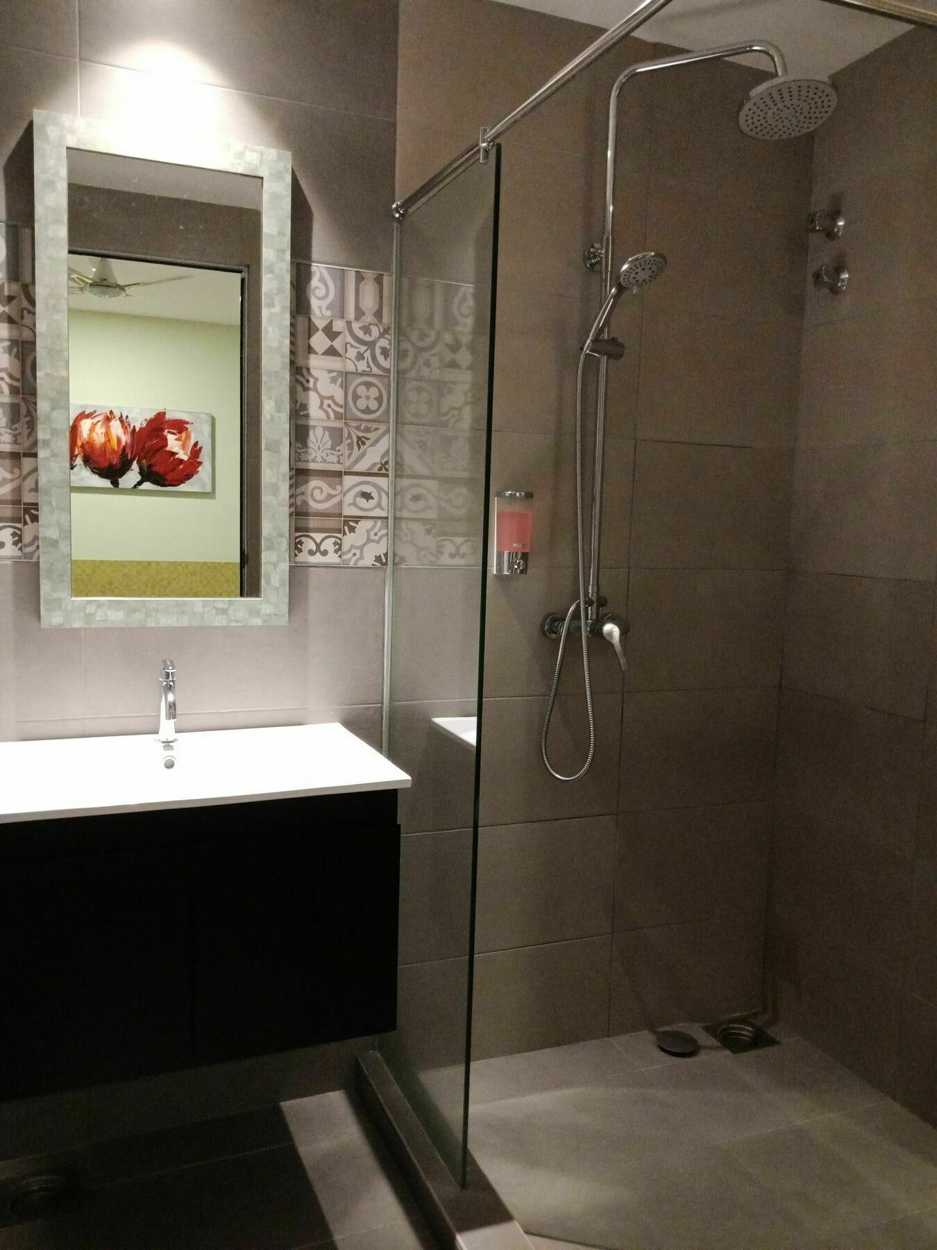 Lemon 8 Boutique @ Hotel