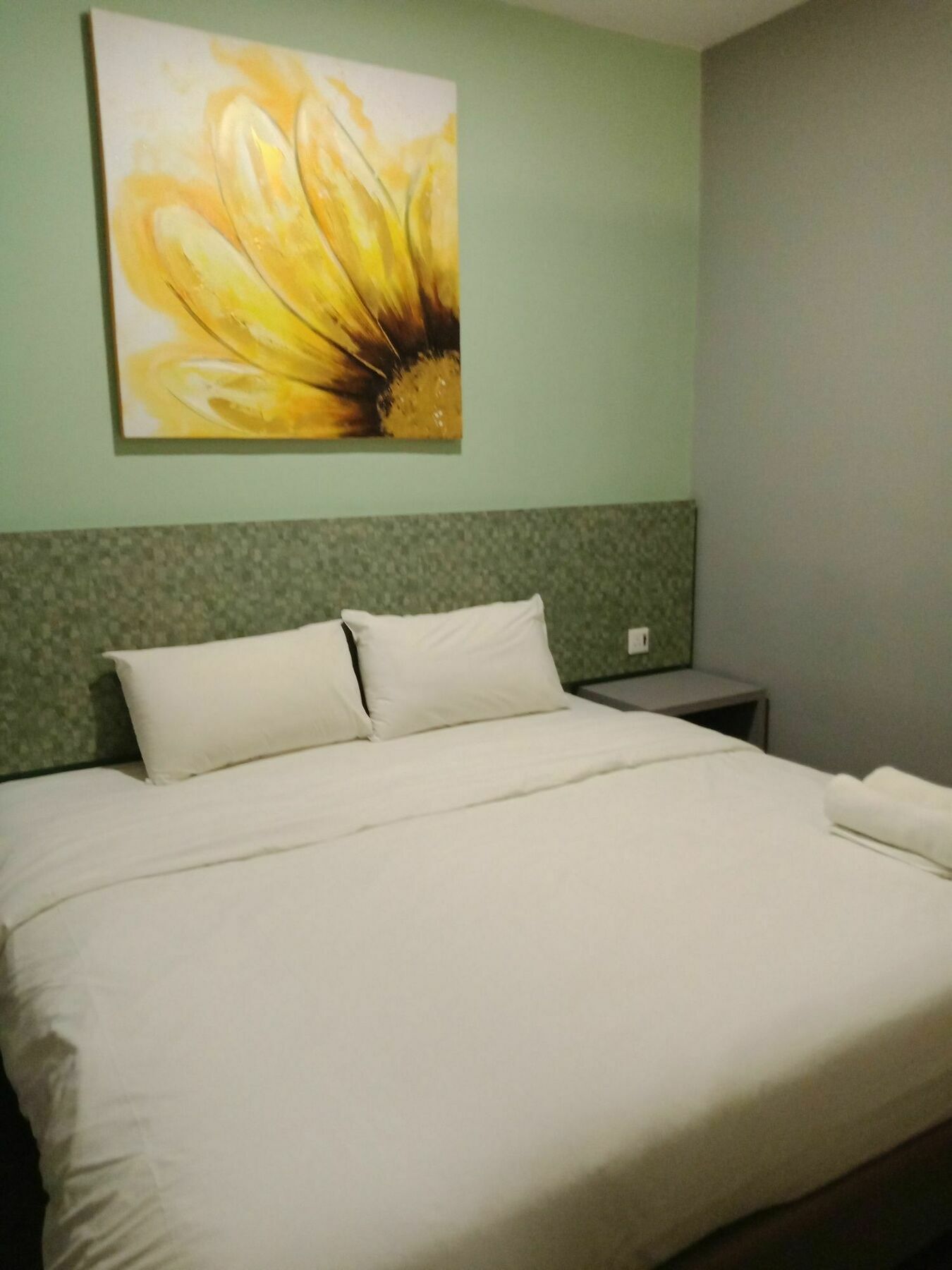 Hotel Lemon 8 Boutique @ 3*